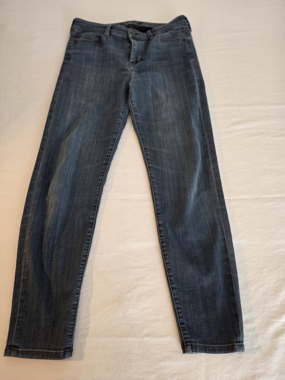 Liverpool Blue High-Rise Ankle Jeans. Size 10
